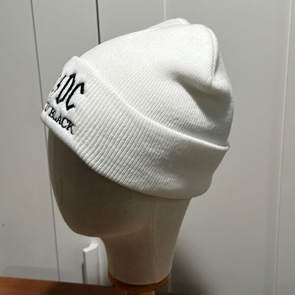 Brand New!! AC/DC Back in Black beanie - Picture 2 of 5